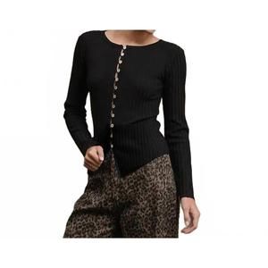 NEW RAISONNEL gina button top in black